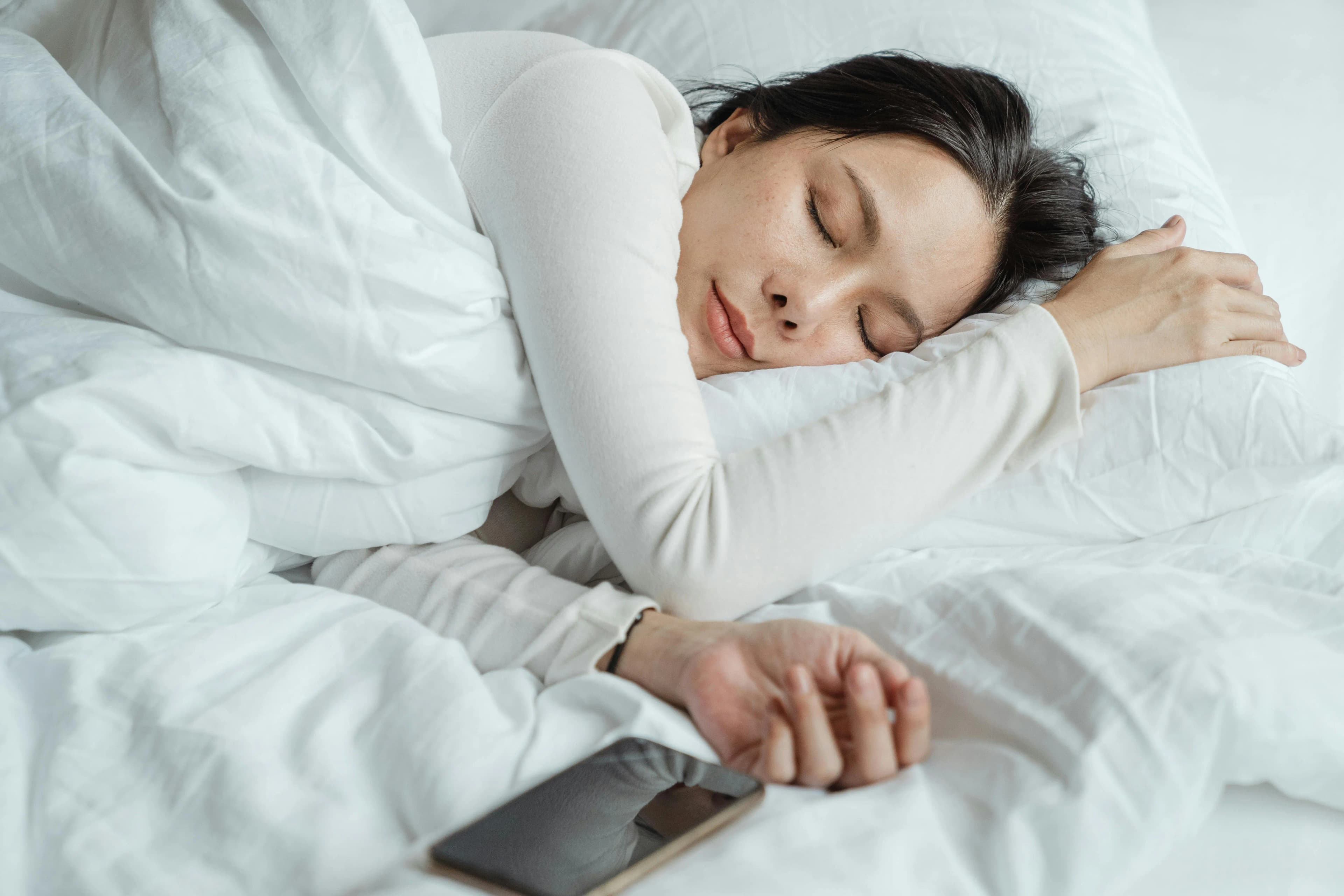 How to Sleep Better Without Medicine: Simple, Proven Tips That Truly Work